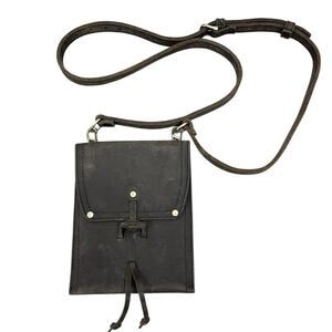 Saddleback Leather ORIGINAL POUCH WITH STRAP Dusty Carbon Black Veggie Tanned